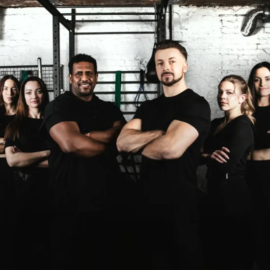 Dlaczego małe studio treningowe bije na głowę duże siłownie?